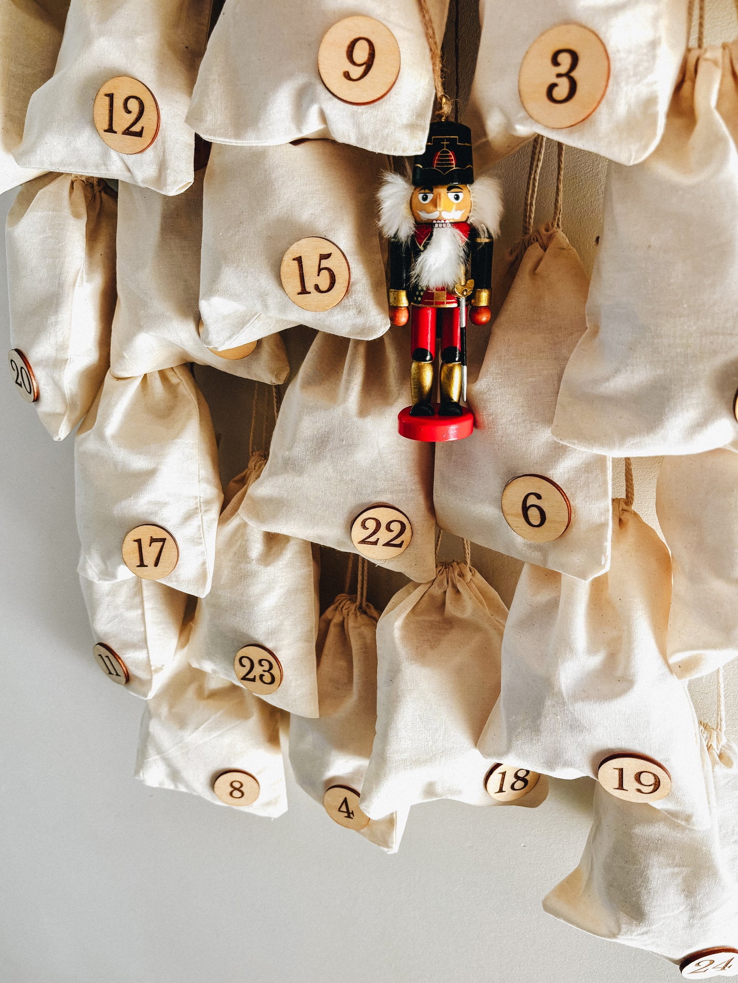 Calendrier de l'avent en bois personnalisé