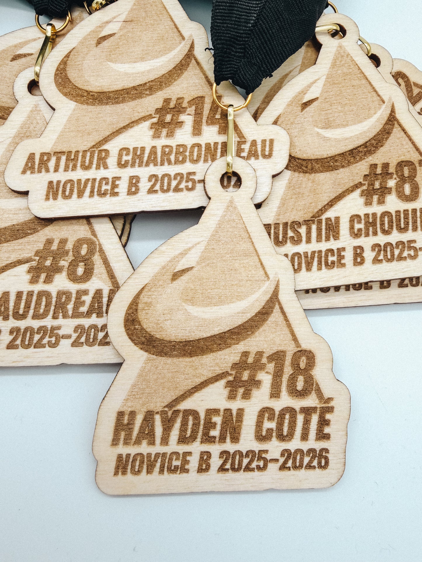 Médaille contour personnalisée - Bois